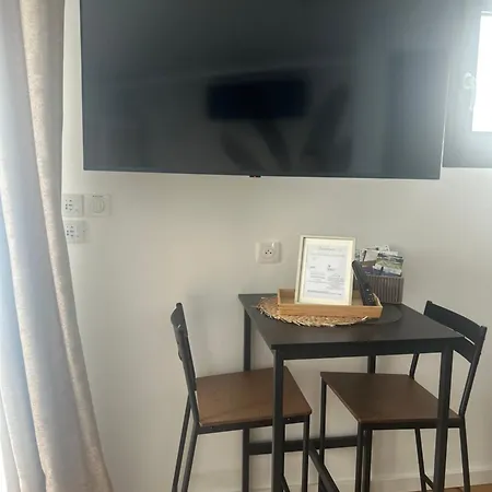 Studio Prestige Avec Terrasse Le Chene Dore Au Coeur Du Centre Touristique Cite Des Loisirs 200 M Du Galaxie,Face Au Snowworld Parking Gratuit Privatif Amnéville Exterior photo