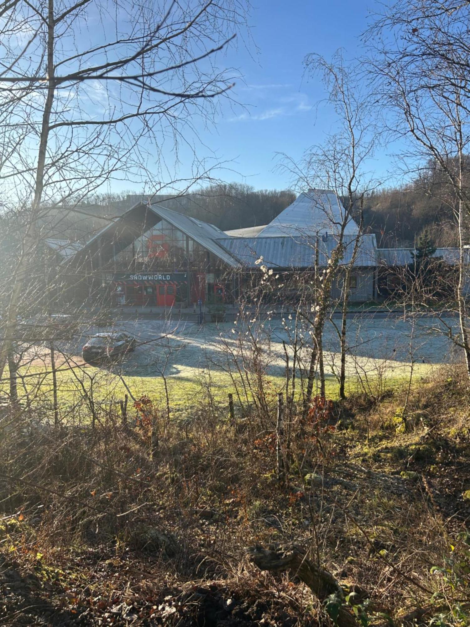 Appartement Prestige Avec Terrasse Le Chene Dore Au Coeur Du Centre Touristique Cite Des Loisirs 200 M Du Galaxie,face Au Snowworld Parking Gratuit Privatif *